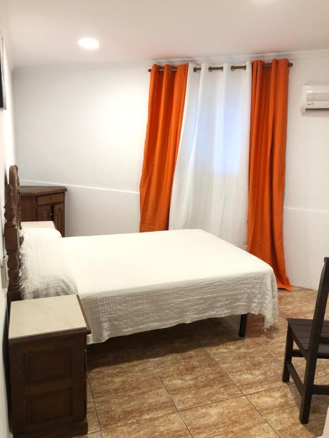 Hotel Manantiales Torremolinos Luaran gambar
