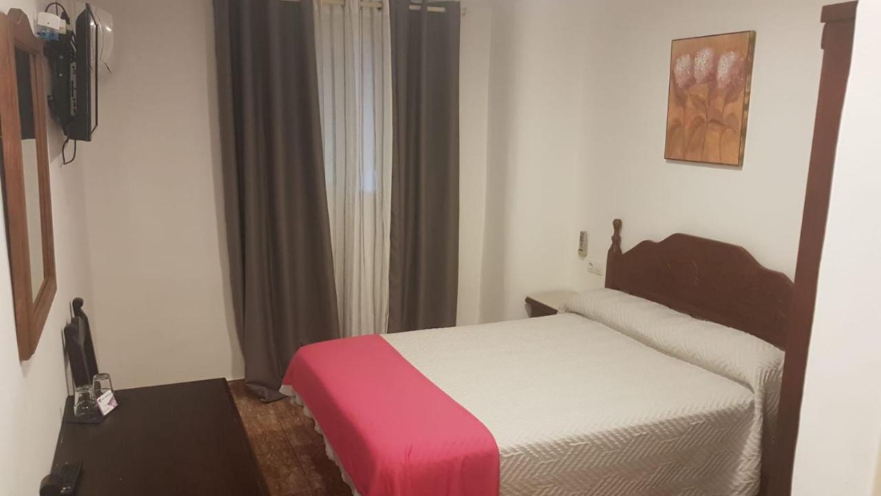 Hotel Manantiales Torremolinos Luaran gambar