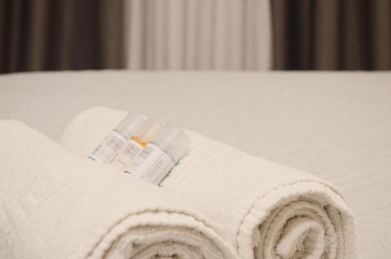 Hotel Manantiales Torremolinos Luaran gambar